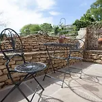 1 Bed In Oc-g0089 Holiday home