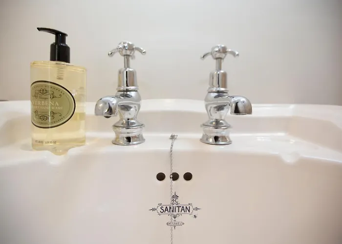 1 Bed In Masham G0089 *